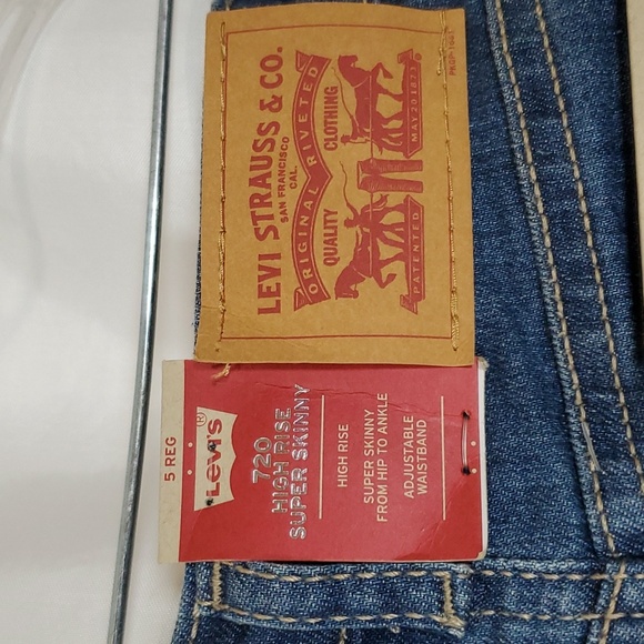 Levi's 720 Girls' High-Rise Super Skinny Distressed Jeans ~  Medium Wash Blue - Picture 15 of 16